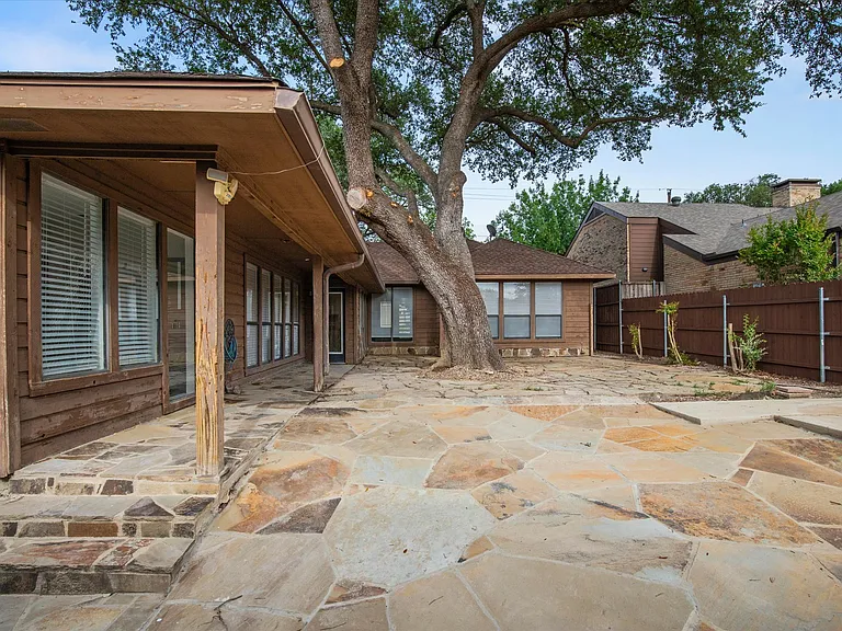 17003 Davenport Rd — Photo 38