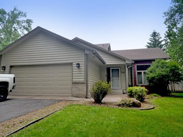 714 N Brookview Ln SW, Isanti, MN 55040