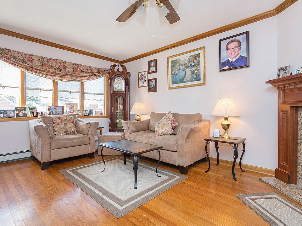 1st image of 640 Ingraham Ln