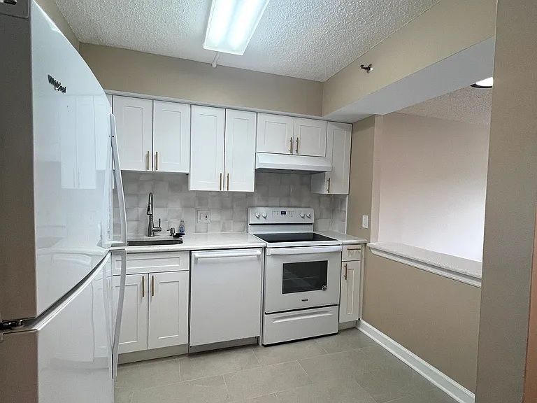 2921 N Leisure World Blvd #301 — Photo 4