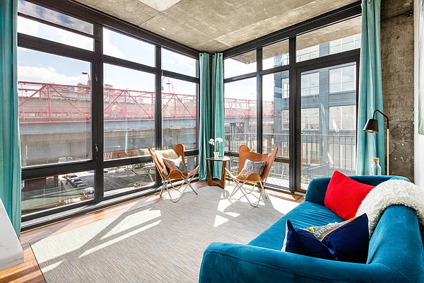 Rented by Golden Lioness Corp | media 8