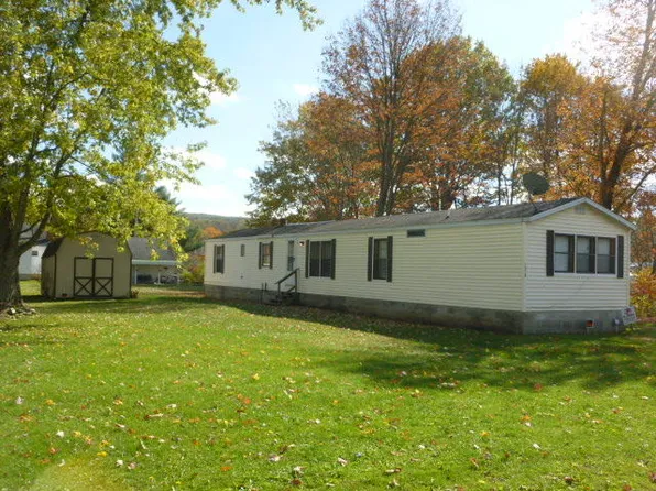 1418 Clarendon Ave, Clearfield, PA 16830