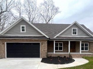 3547 Eastbrook Rd, Estill Springs, TN 37330