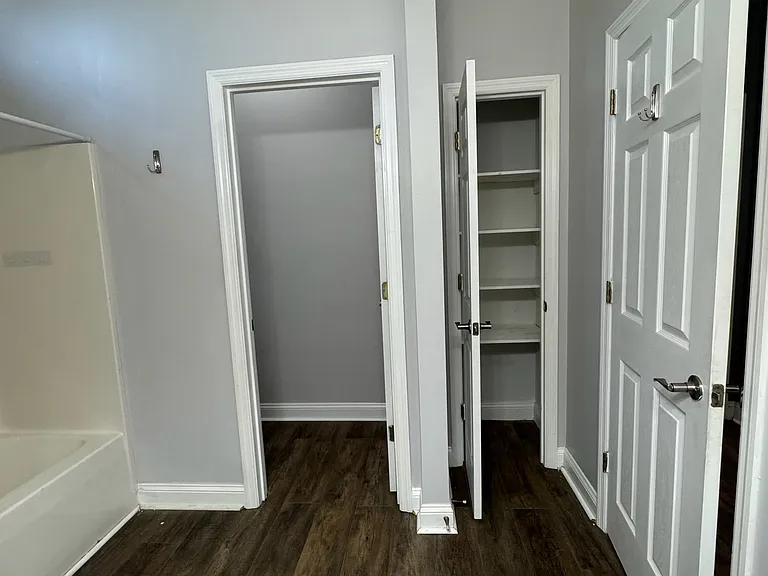 4301 Summer Hill Pl — Photo 32