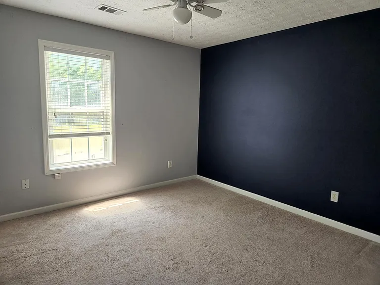 2350 Kirkstone Dr — Photo 14
