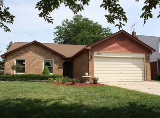 17805 Autumn Ln, Macomb, MI 48044