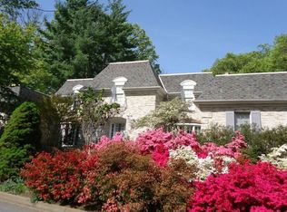 809 Villa Ridge Rd, Falls Church, VA 22046