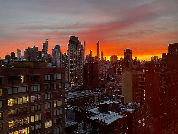 5th image of 333 E 79th St APT 21M