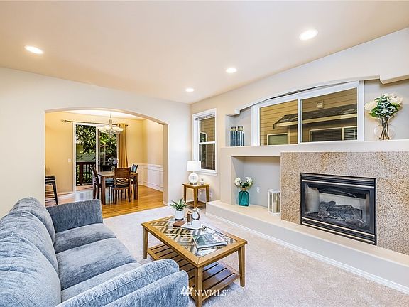 4th image of 4206 144th St SW