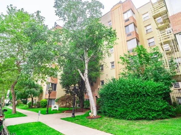 19-31 Lyons Ave #1A, Newark City, NJ 07112