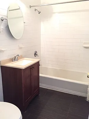 Rented by Lang Realty LLC | media 5