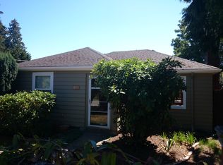 3535 SW 99th St, Seattle, WA 98126