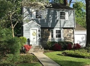 10 Dunbar St, Chatham, NJ 07928