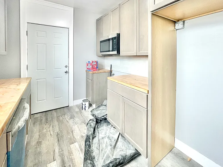 2809 W Lunt Ave #B3 — Photo 9