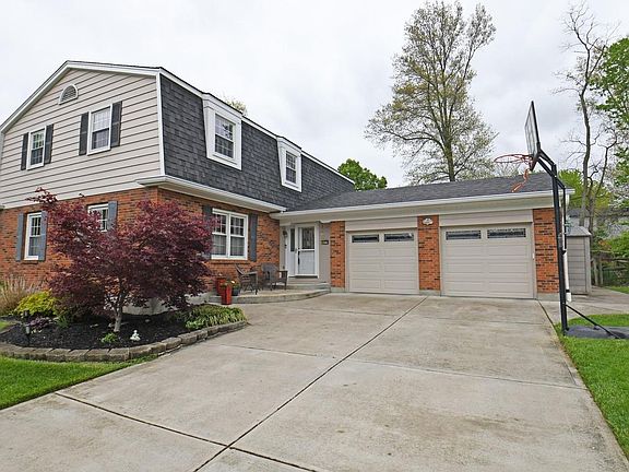 2nd image of 8070 Ashgrove Dr