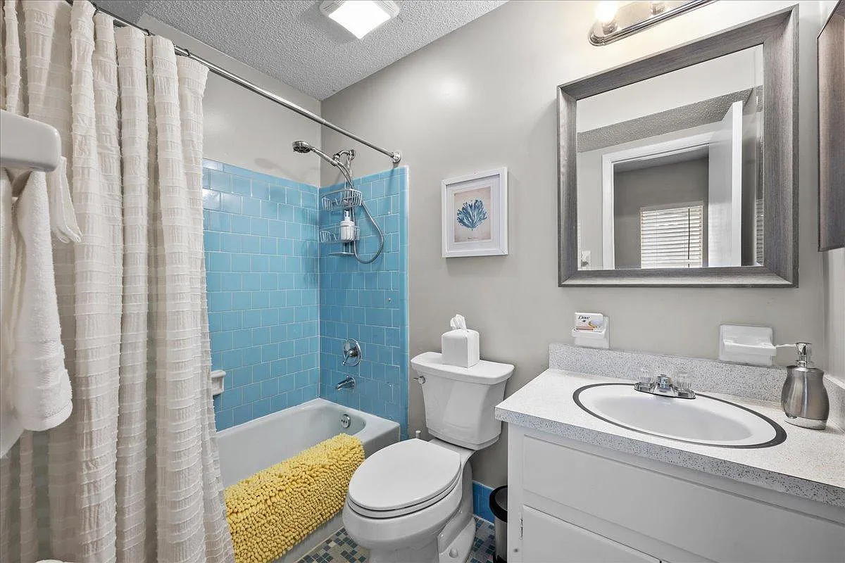 Building Photo - 2941 Cherokee Ave #1
