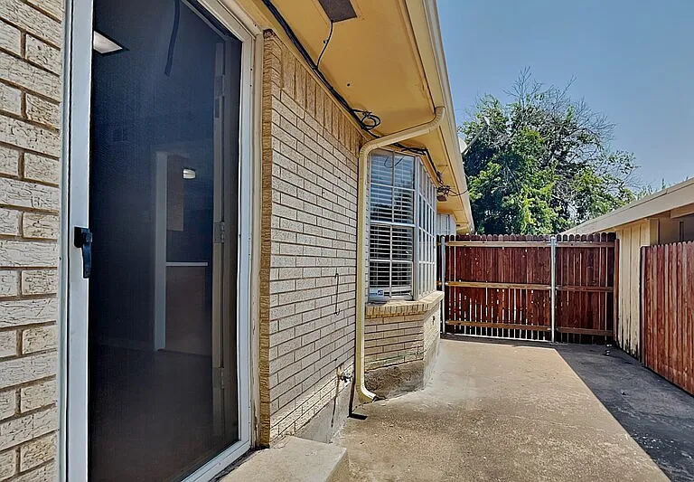 4308 Harvest Hill Rd — Photo 20