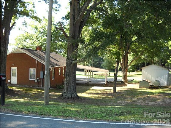 2nd image of 9007 Beatties Ford Rd