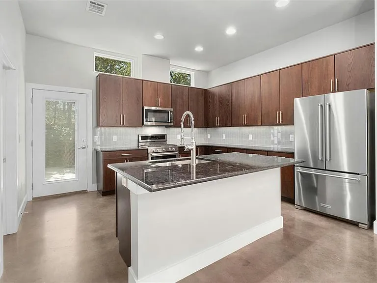 3905 Clawson Rd #7 — Photo 8