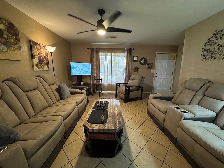 201 Riverfront Dr #4 — Photo 18