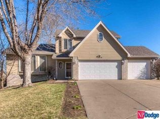 16816 Holmes Cir, Omaha, NE 68135