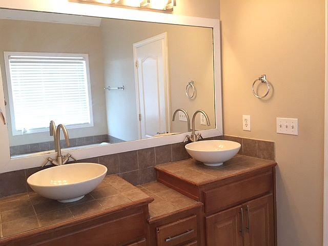 2nd image of 717 Whitfield Court Rent To Own #00