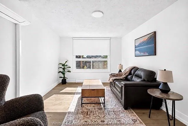 1 bed, $1,925 — Photo 2