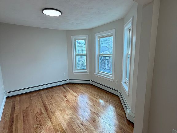 5th image of 30 Hano St #1