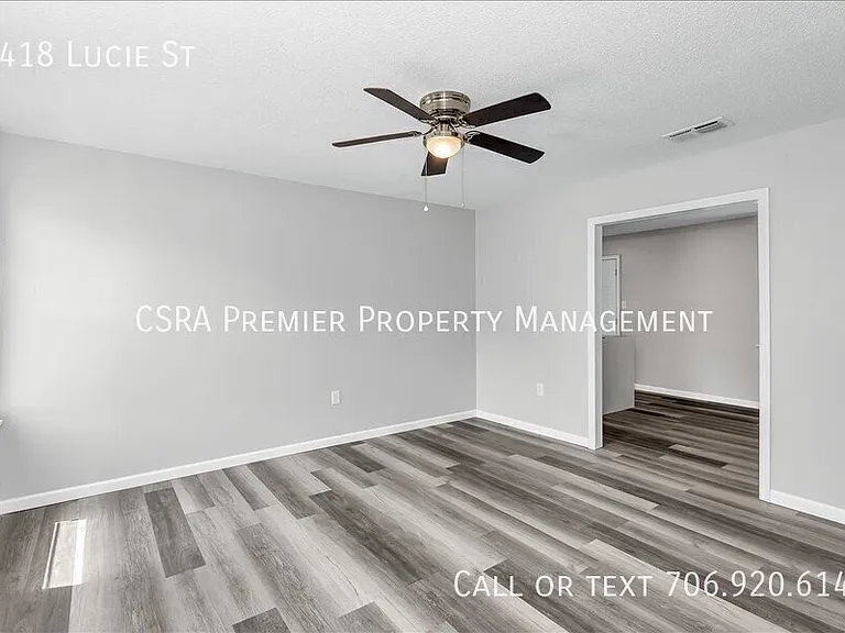 3418 Lucie St — Photo 4