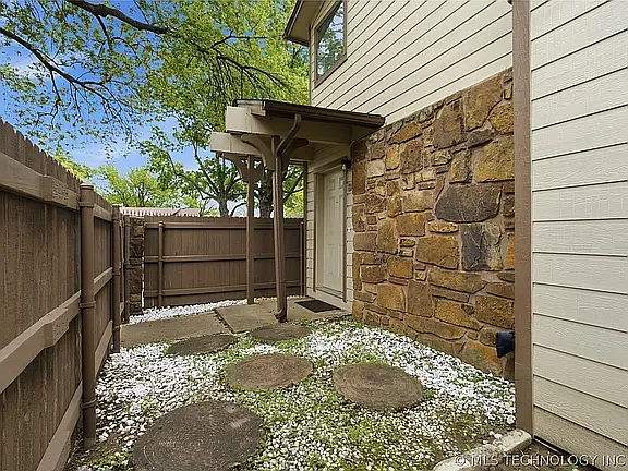6380 S 80th East Ave #D — Photo 4
