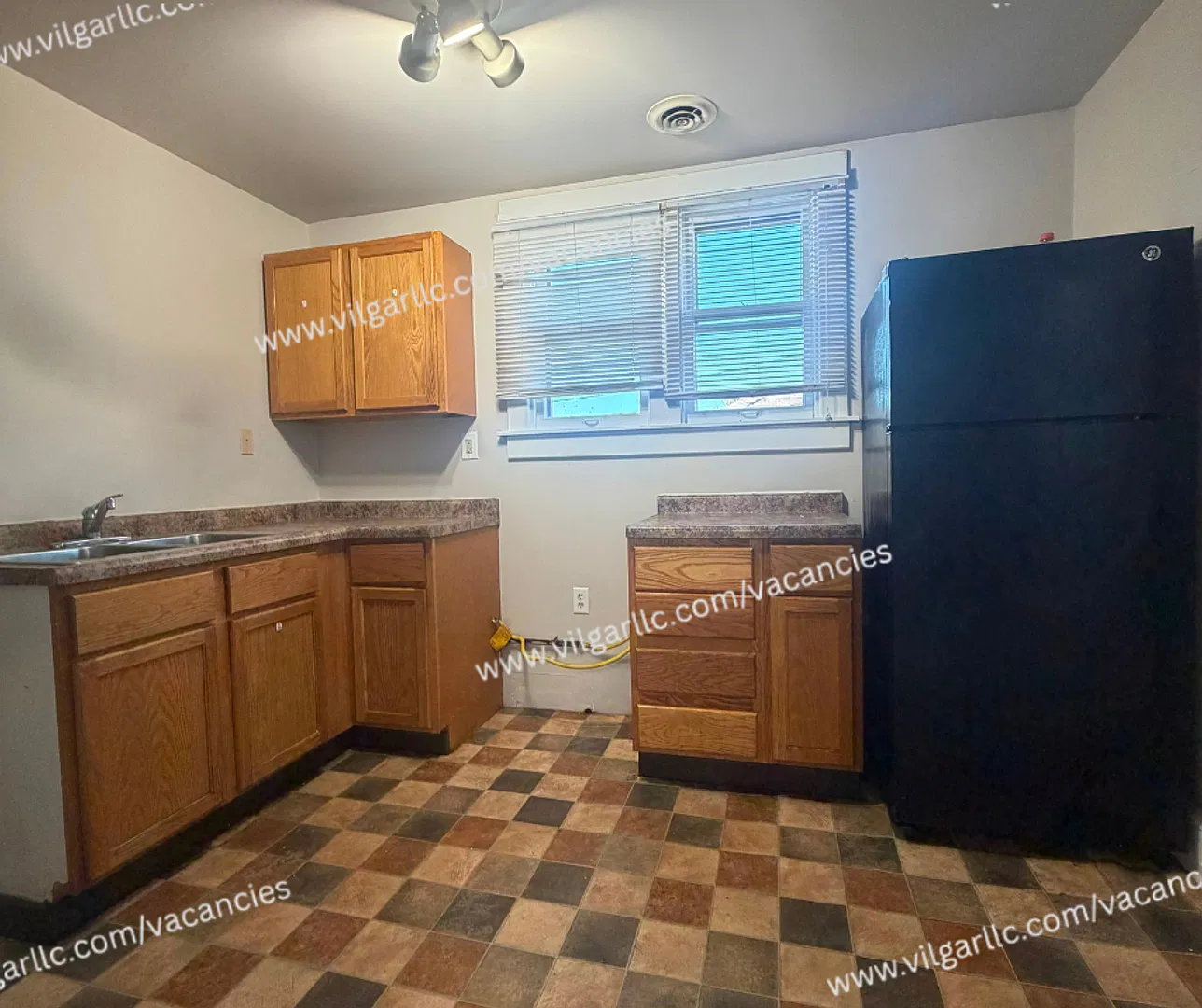 1126 Rutledge St. — Photo 4