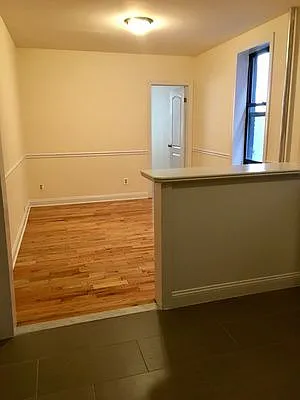 Rented by New York Residence | media 29