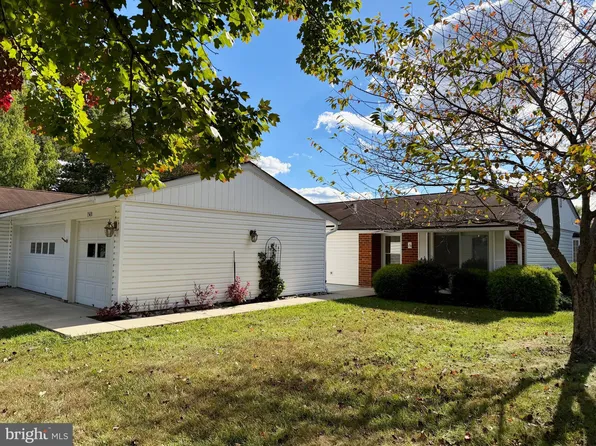 15418 Bramblewood Dr #20-C, Silver Spring, MD 20906