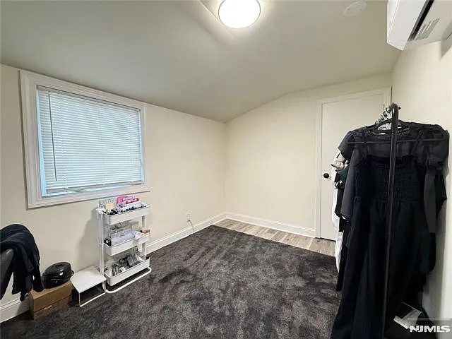 51 Echo Pl #2 — Photo 12