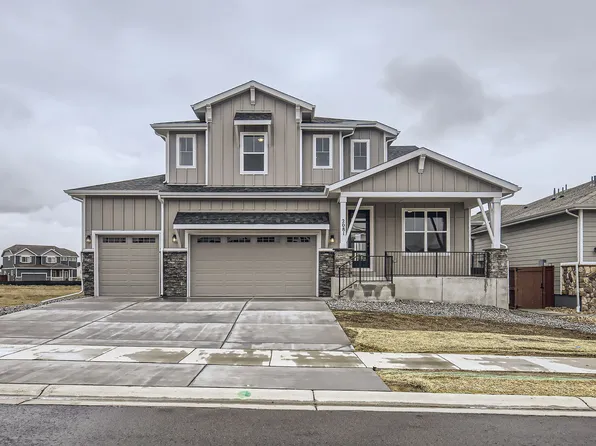 2081 Falling Leaf Dr, Windsor, CO 80550