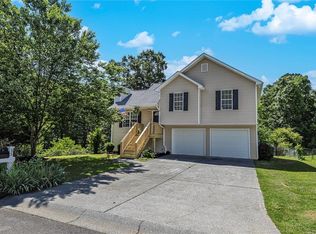 13 Oak Grove Ln NW, Adairsville, GA 30103
