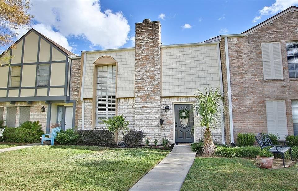 1st image of 14236 Misty Meadow Ln