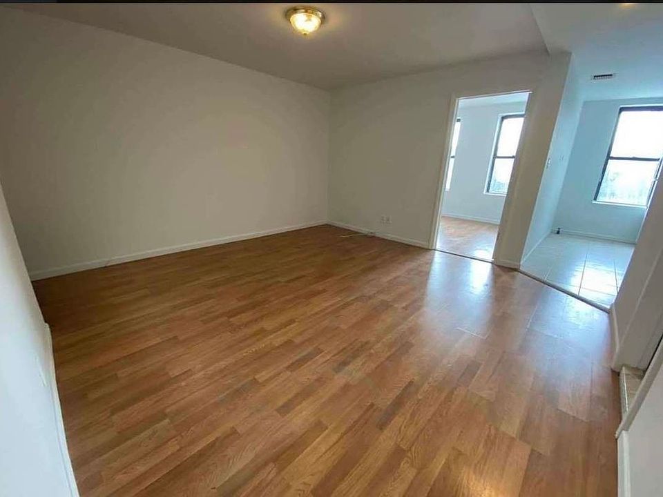 1st image of 31-18 Broadway #C