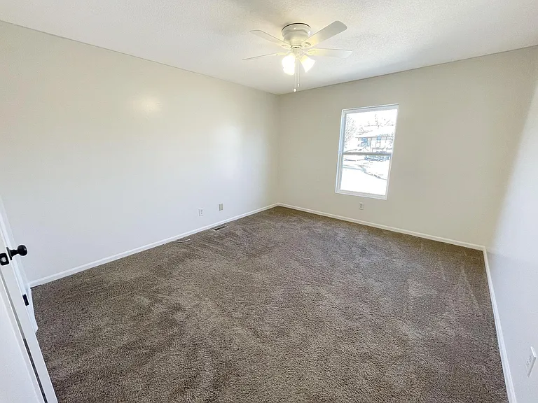 1415 La Chateau Dr — Photo 15