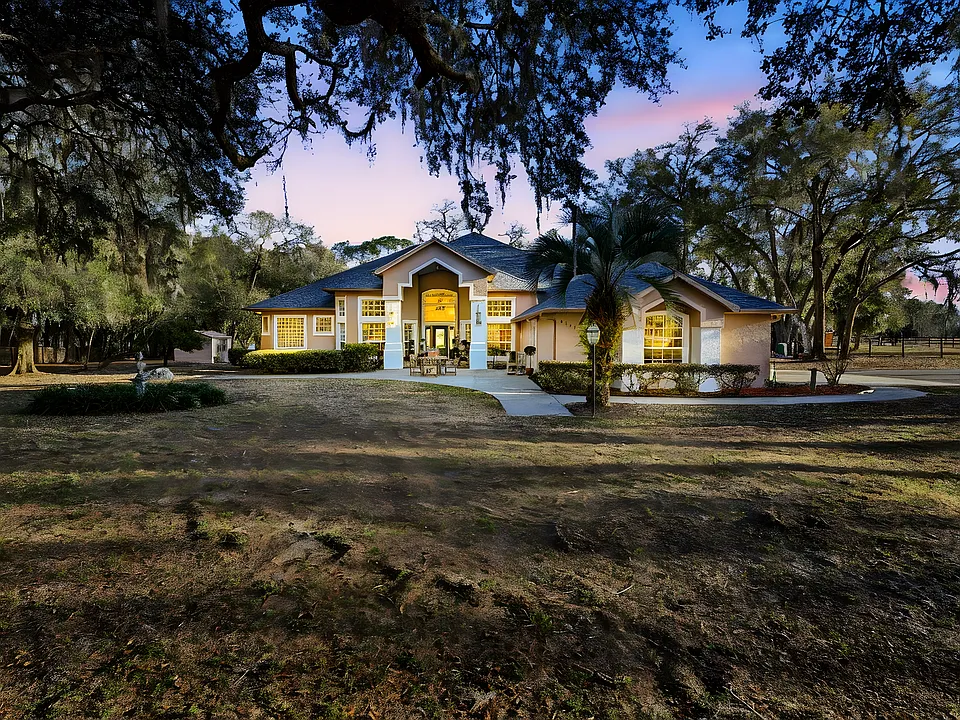 6197 Lake Winona Rd
