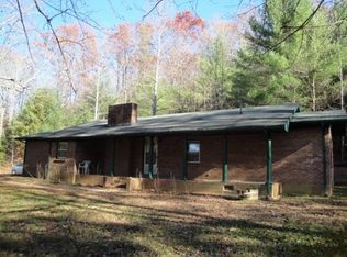 539 Lewis Fork Baptist Ch Rd, Purlear, NC 28665