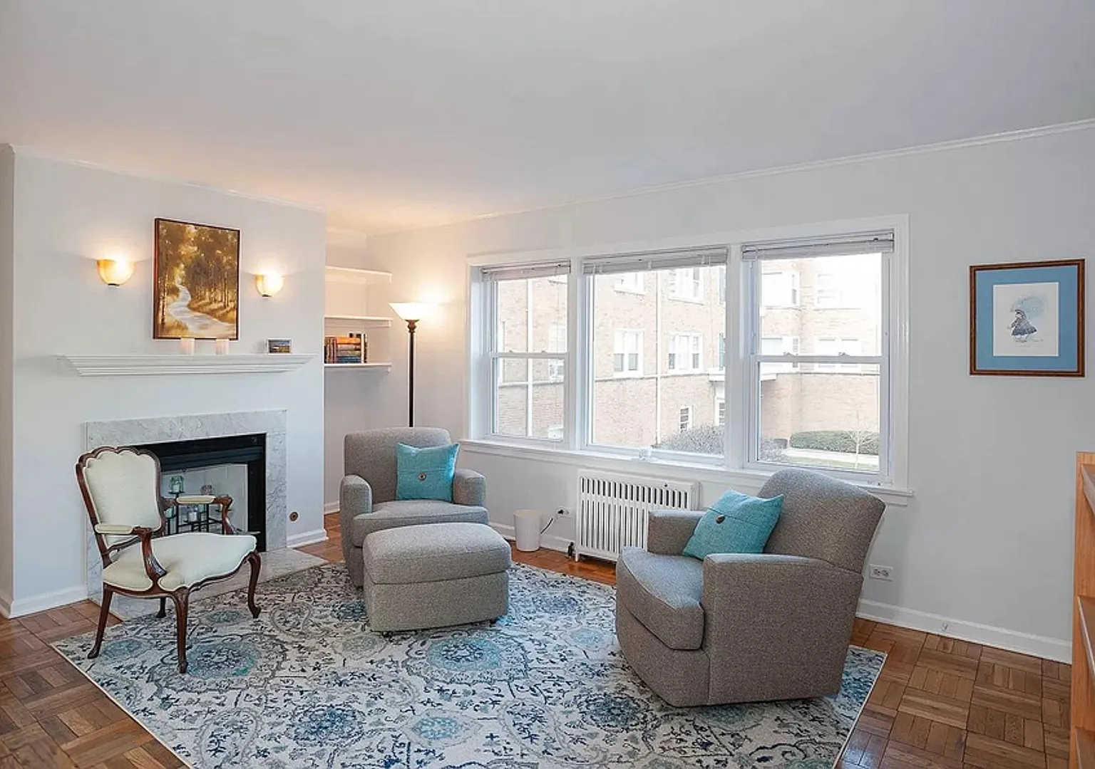 2 bed, 900 sqft, $1,900 — Photo 3