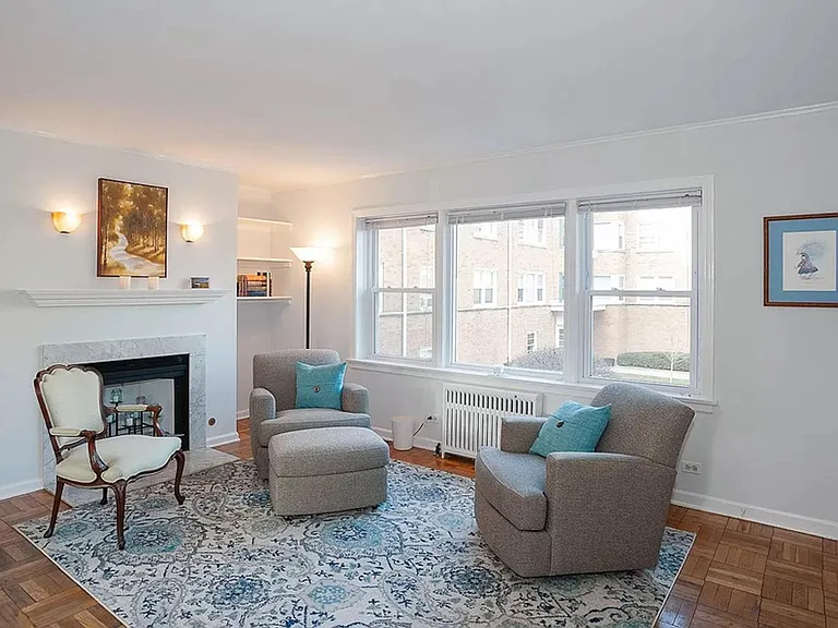 520 Michigan Ave #1W — Photo 3