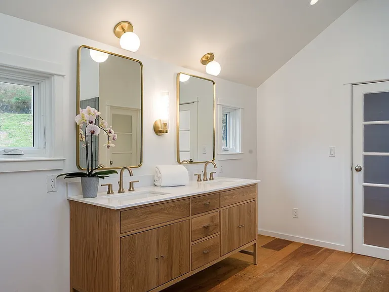 85 Scott Hill Dr — Photo 12