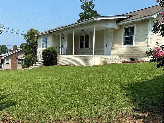 2nd image of 3220 University Blvd E