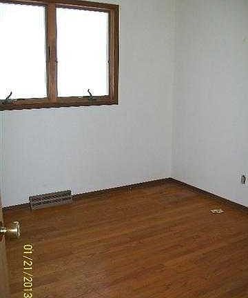 4th image of 4904 Highland Dr