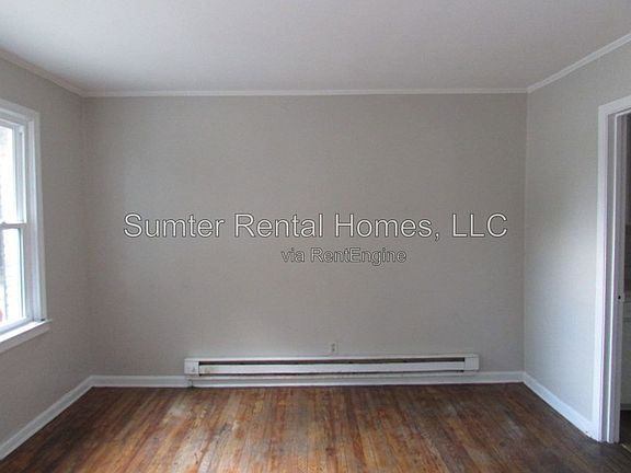 2nd image of 207 Montreat St