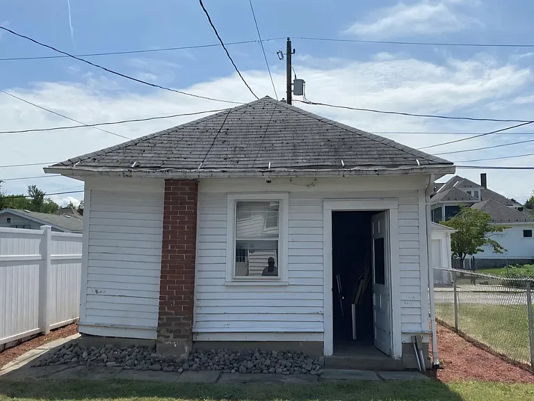 111 Spring St — Photo 24