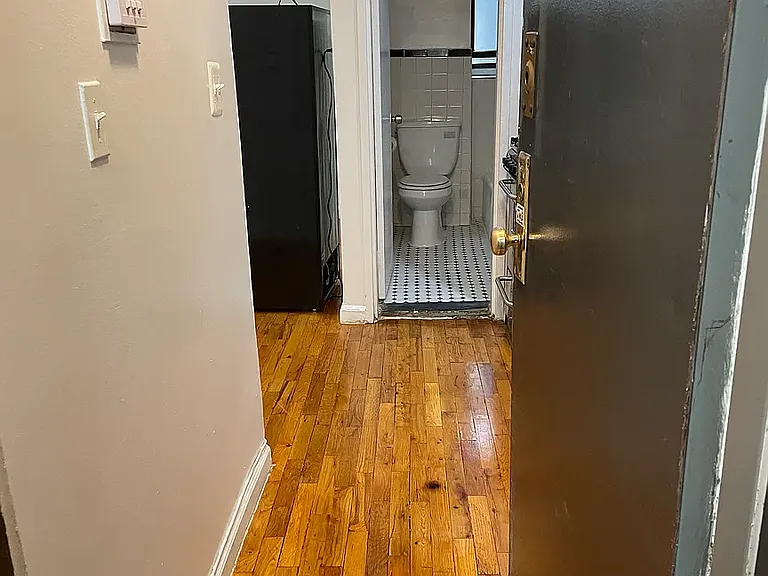 11 E 32nd St #3F — Photo 4