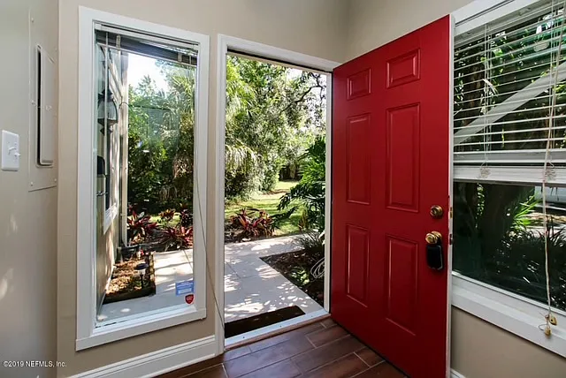 8700 Como Lake Dr — Photo 3